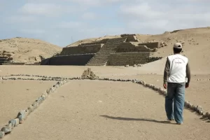 Lima: las pirámides de Bandurria
